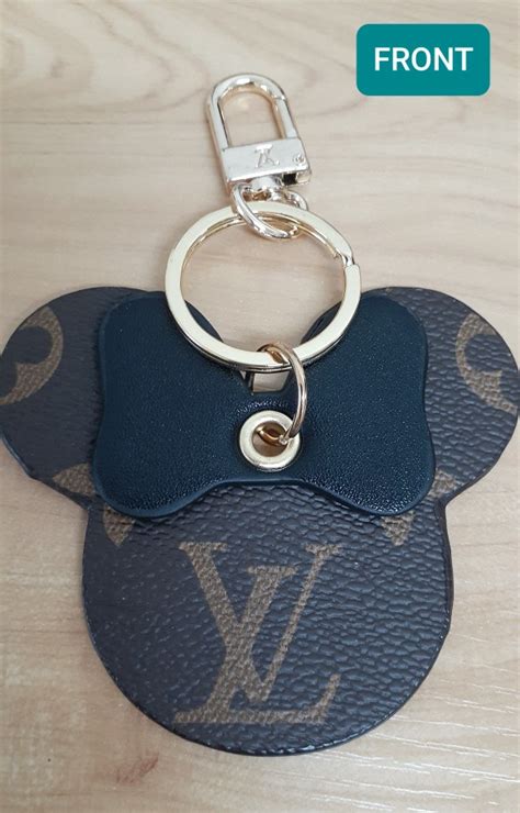 louis vuitton mickey keychain|keychain louis vuitton wallet.